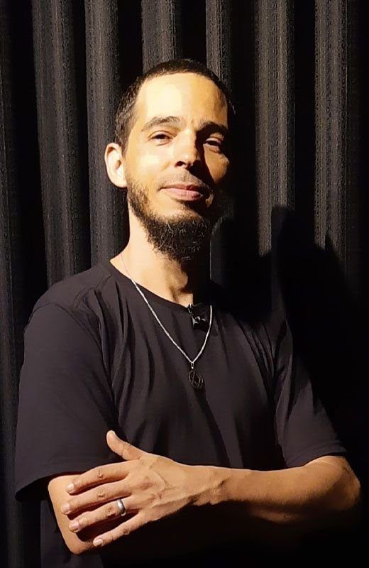 Roberto-Dino-Pereira-18122024-520x800-1.jpg
